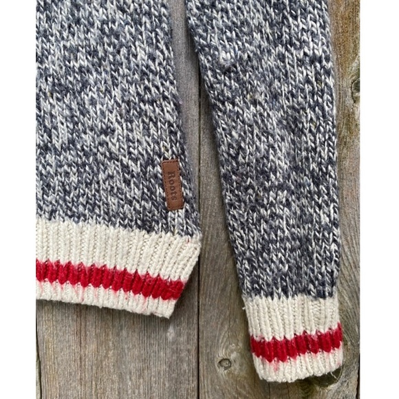 ROOTS CANADA classic cabin salt& pepper crewneck sweater size XS - Picture 4 of 4